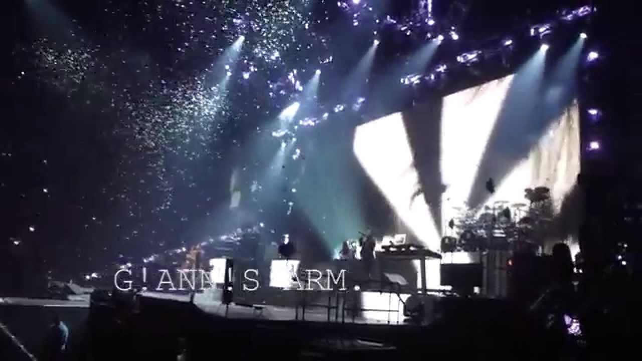Problem |  Ariana Grande LIVE at O2 Arena London [01.06.2015] HD