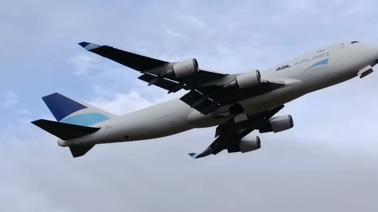 Décollage d' un Boeing 747-4KZF ASL Airlines à Liège-Airport à destination de Dubaï 