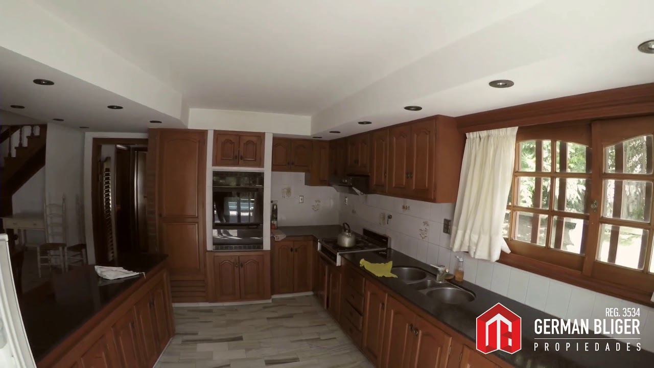 Casa Quinta Calle 59 e/ 30 y 32 - Balcarce - Buenos Aires - Argentina