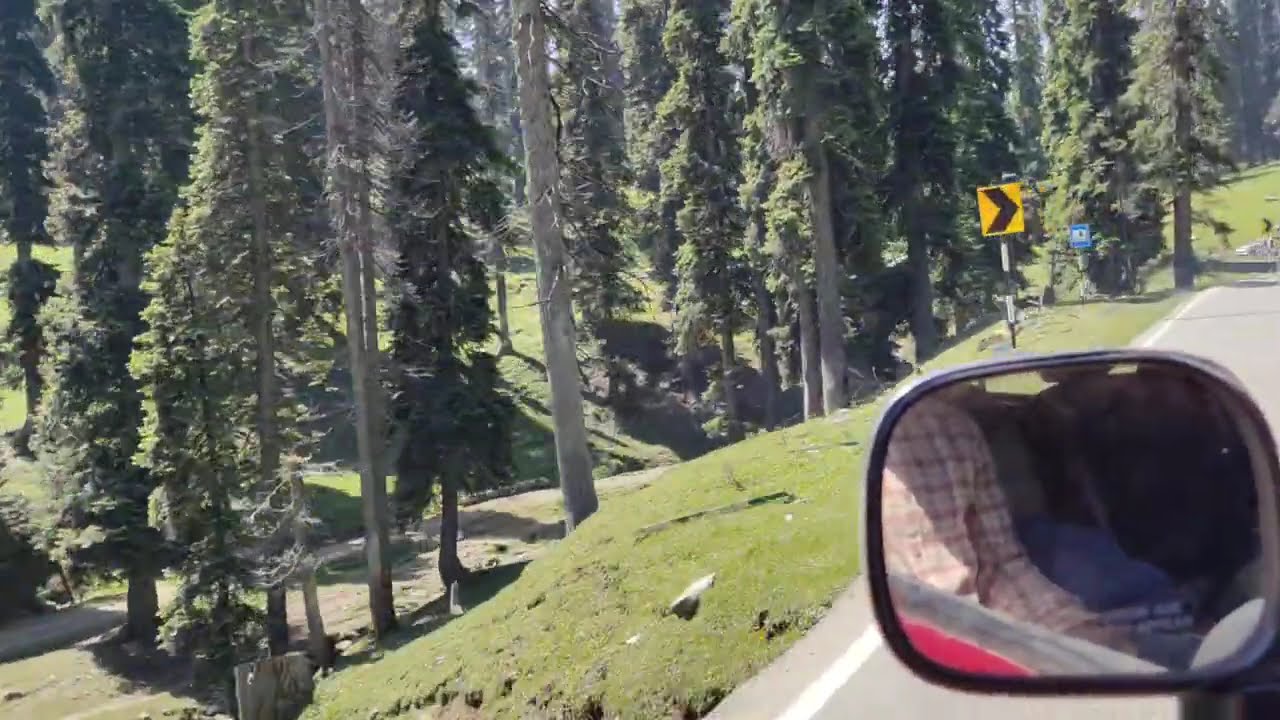 Gulmarg Road - Srinagar to Gulmarg - kashmir with Family