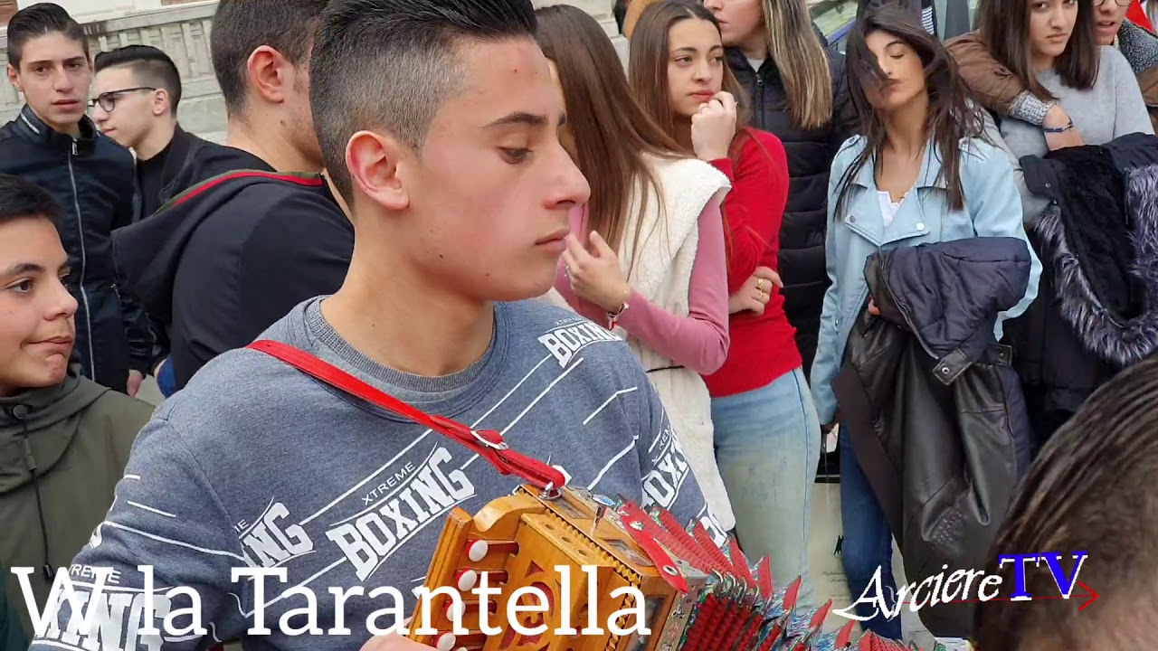 W la Tarantella. San Valentino 2020 piazza Italia Reggio Calabria
