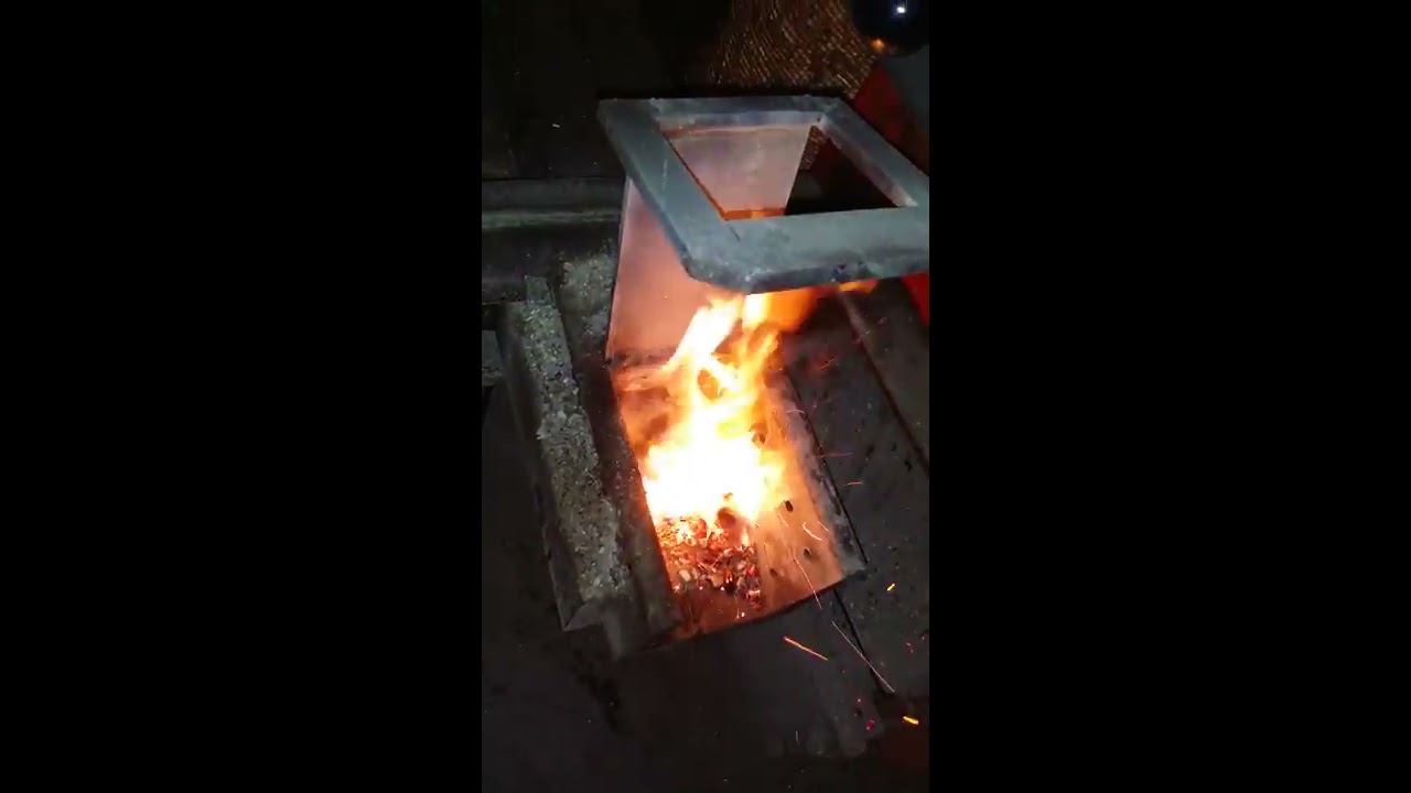 Podajnik na zrębki do pieca co samoróbka