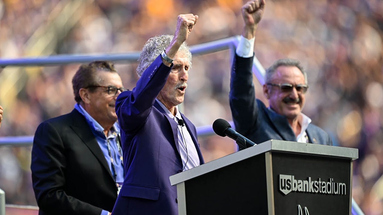 Bobby Bryant Inducted into the Minnesota Vikings Ring of Honor