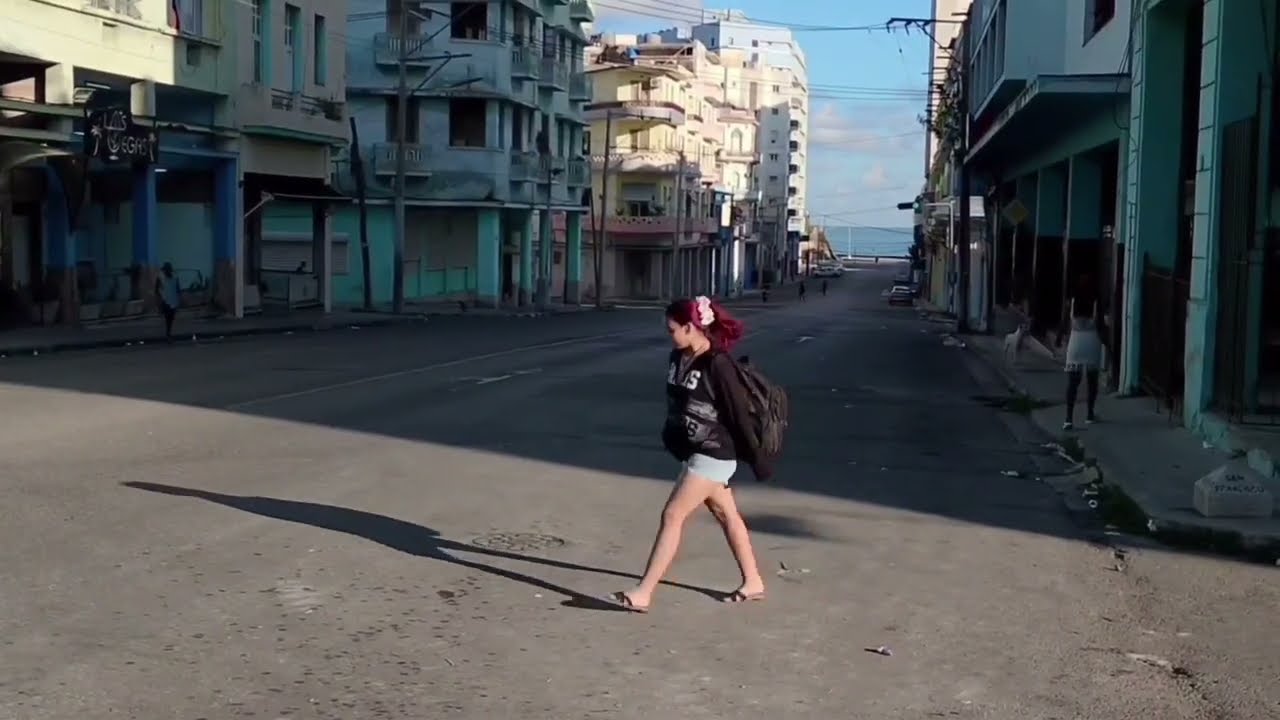 DISFRUTANDO DE LA HABANA CUBA, DE SUS CALLES, DE SU CLIMA Y DE SU GENTE