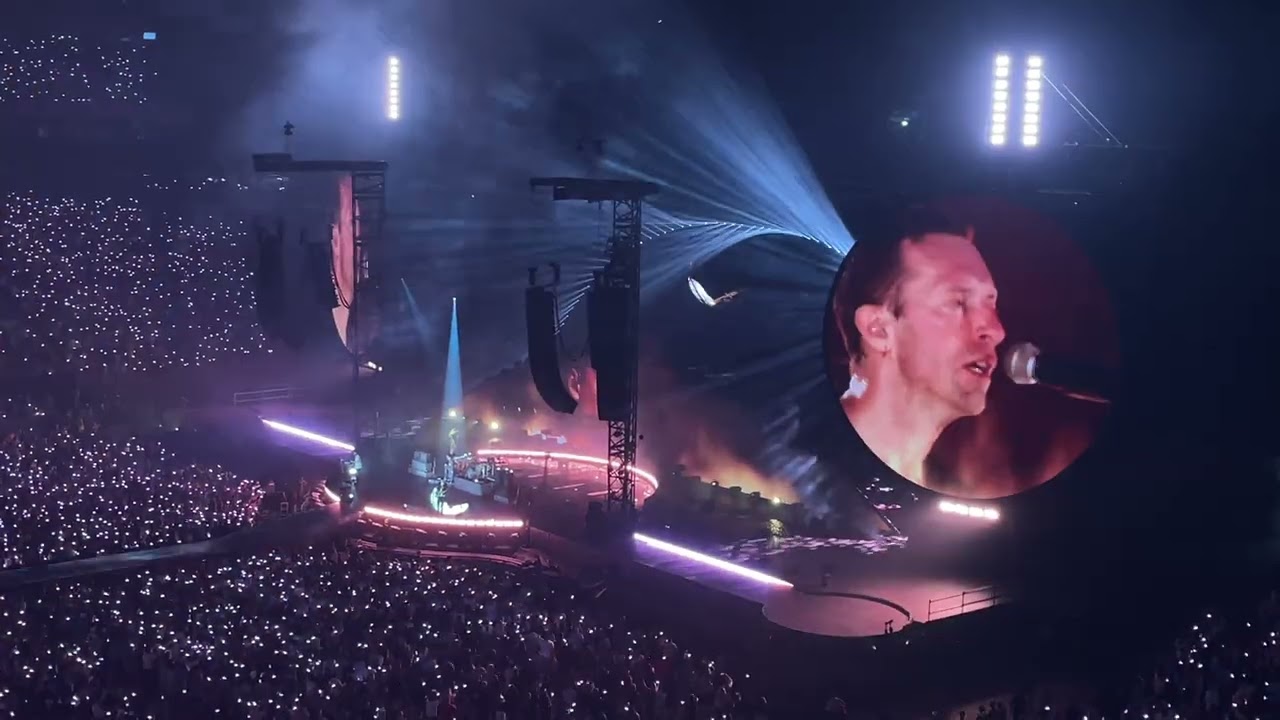 Coldplay - Fix You & Biutyful - Atlanta   4K
