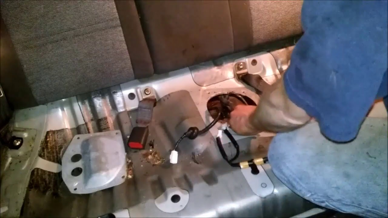 Ford Escort ZX2 Mercury Tracer fuel pump replacement. Part 1