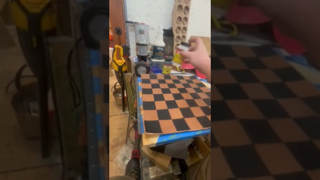 Изготовление кожаной шахматной доски