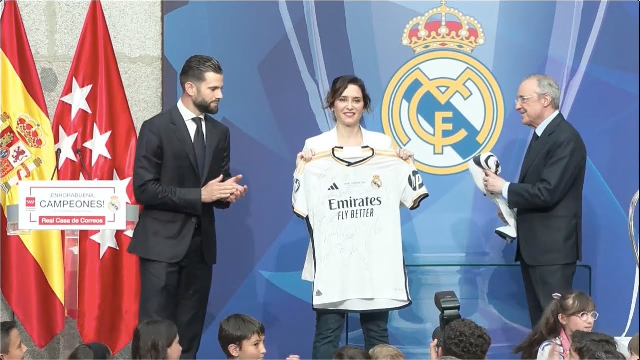 ISABEL DÍAZ AYUSO RECIBE AL REAL MADRID POR SU 15ª CHAMPIONS