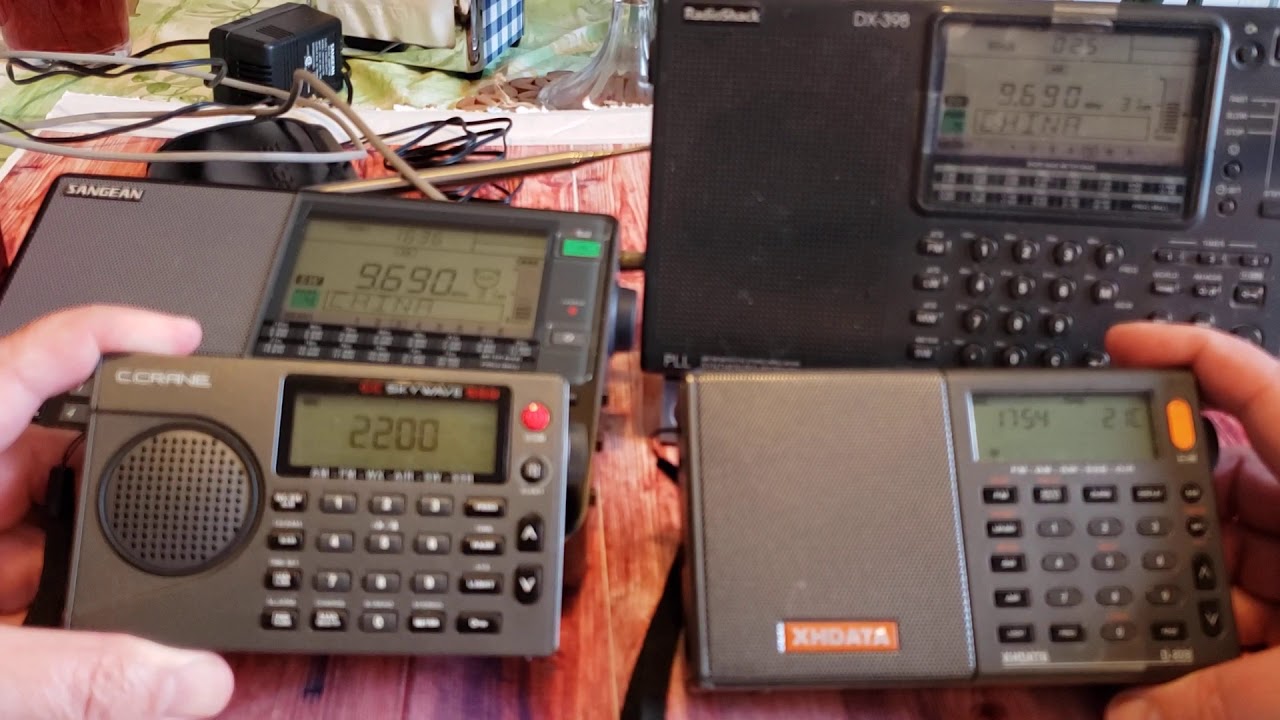 Radio fun night CCSkywaveSSB XHDATA D808 Sangean ATS-909X radio shack dx-398 testing