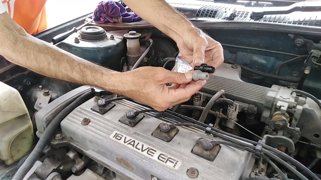 เปลี่ยนวาวล์หายใจ​ (PCV Valve)​ เครื่อง​ TOYOTA 4A - FE