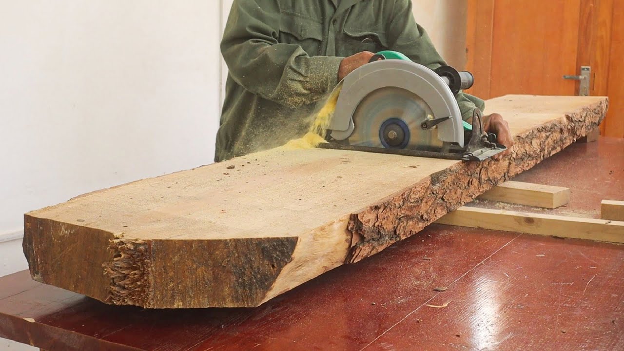 Great Woodworking Ideas From Large Solid Wood // A Table With An Extremely Unique And Sturdy Design