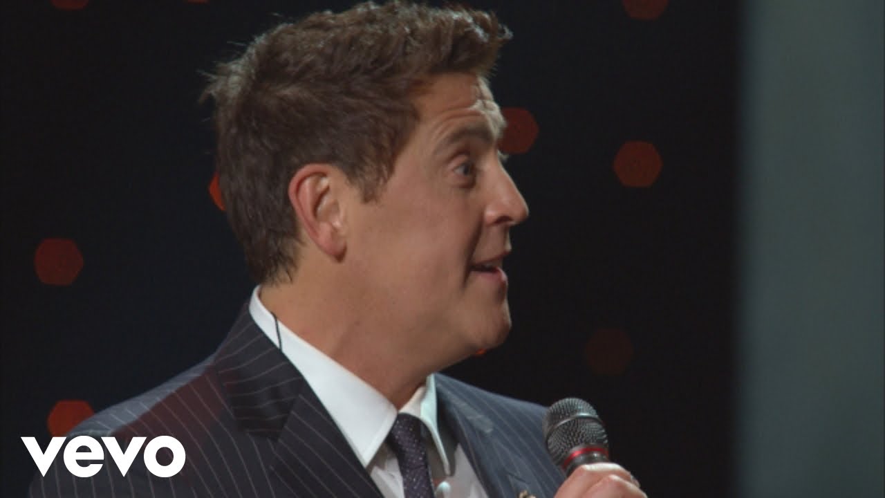 Bill & Gloria Gaither - Wonderful Grace of Jesus [Live] ft. Ernie Haase & Signature Sound