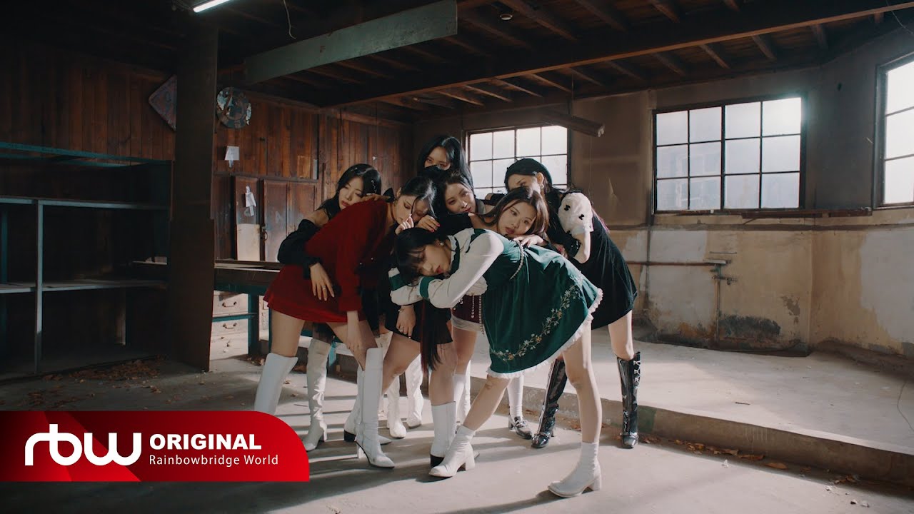 퍼플키스(PURPLE KISS) 'Pretty Psycho' Performance Video