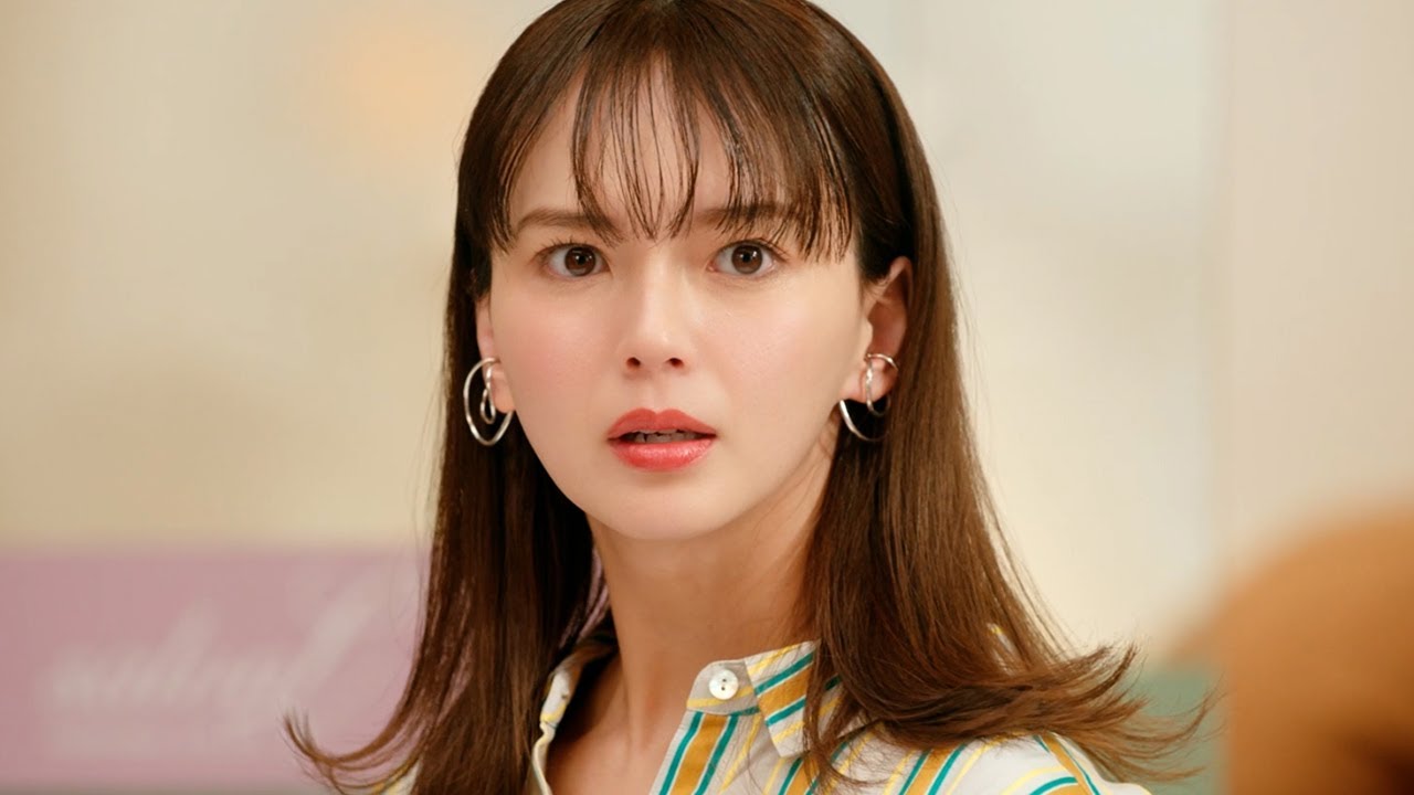 多部未華子、困惑！東京03角田の知ったかぶりが超ウザい　LINE法人向けサービス新CM