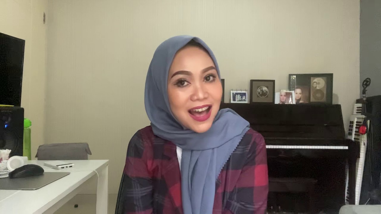 Lihatlah lebih dekat - Sherina x Ucie Nurul (Cover by Ucie Nurul )