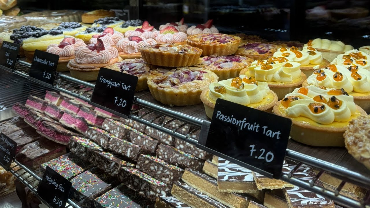 Toodyay: Миниатюрные поезда, крупнейший рождественский магазин в Западной Австралии и отмеченные ...