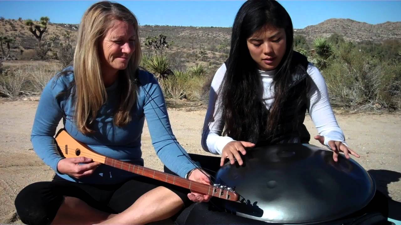 Music Medicine Moment - Christine Stevens & Mina Lee play hang and strumstick in desert