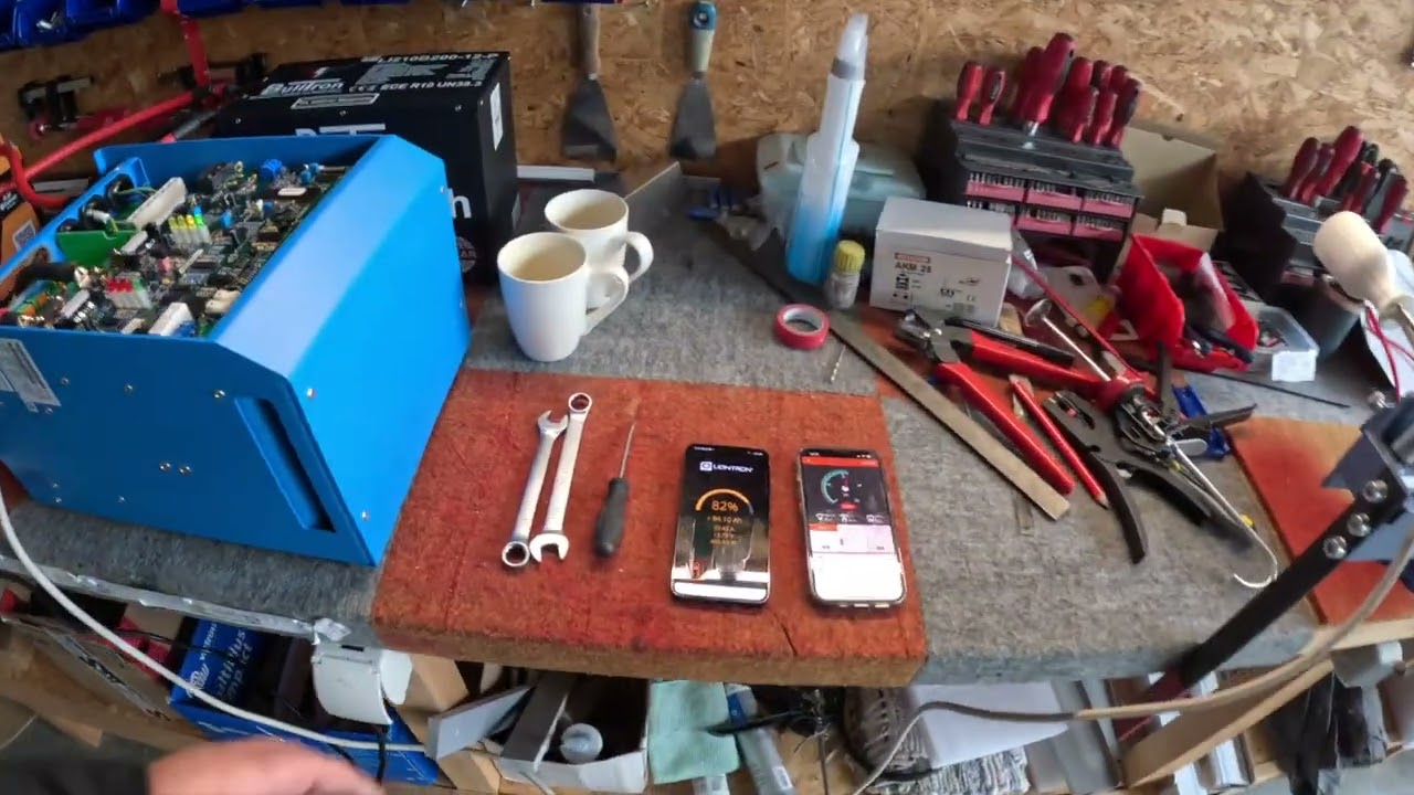 Ist es möglich eine 100Ah Batterie parallel zu einer 200Ah zu schalten? Wir testen diese Theorie.