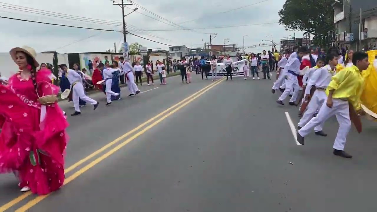 Amorfinos y María Panchita Danza en el pregón de provincialización de Santo Domingo 💚❤️
