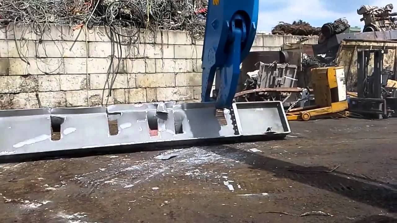 7 tons scrap shears ARDEN AS073 cutting beams 800 mm and more on Hitachi