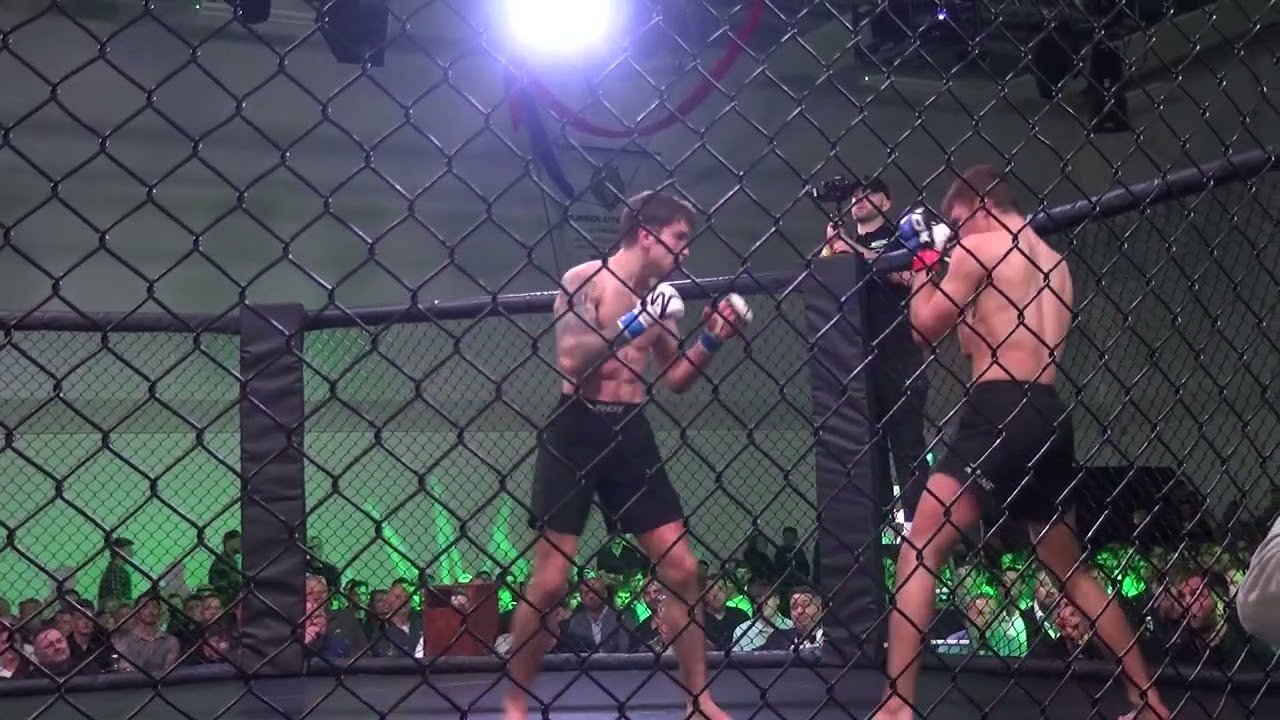 Ethan Whitridge vs Alfie Morris at XFC