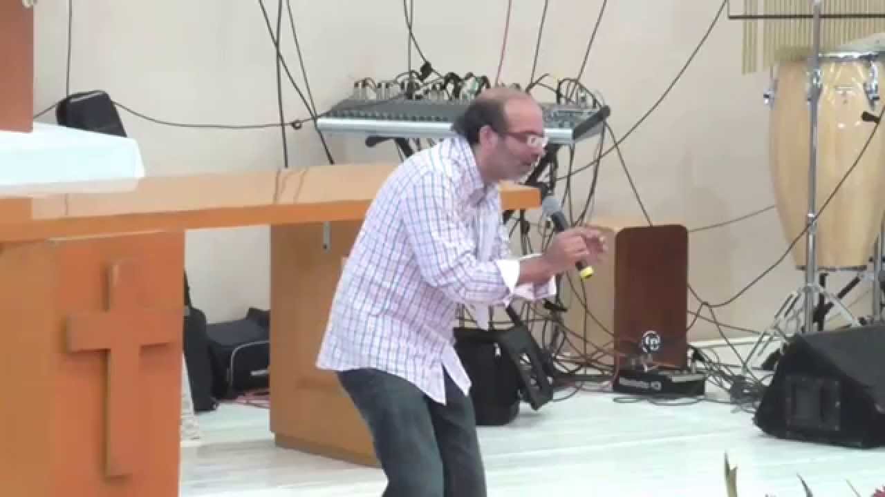 DIOS ESTA AQUÍ - Miguel Horacio - Avanzada  Gdl. 2015