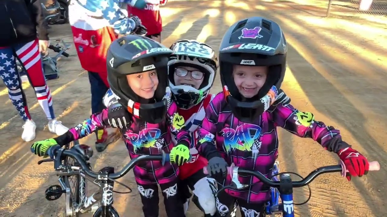 Cornette Triplets BMX at Cargill park BMX on a Saturday night 