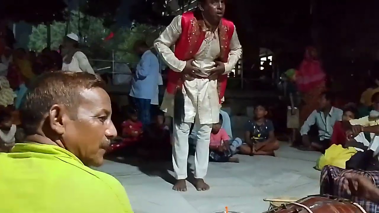 সত্য পীরের গান শিল্পী আহম্মদ শেখ কন্টাক্ট নাম্বার ৯৭৩৪৮২ ৪২৫৩
