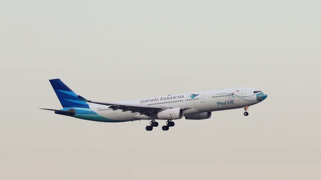 Garuda Indonesia (Ayo Pakai Masker Livery) GA714 Denpasar-Sydney PK-GHC | A330-300