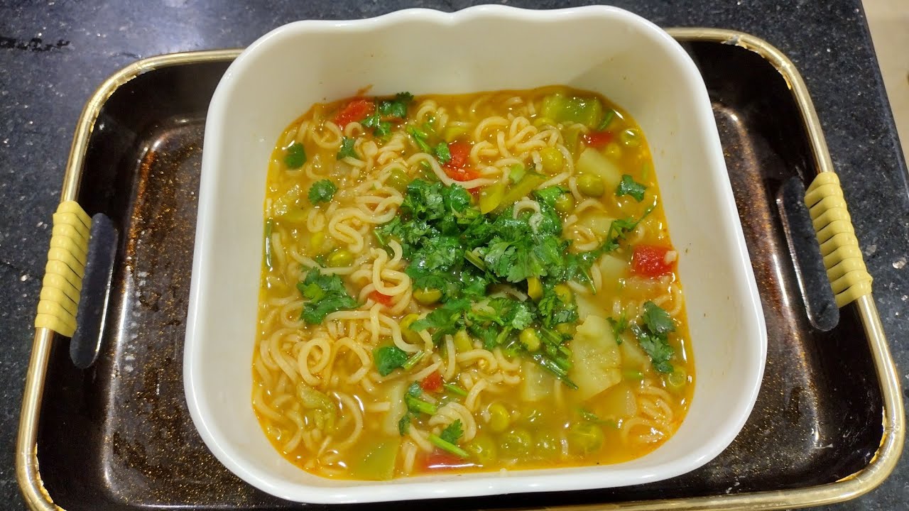 Chicken Chatkhara Flavour Instant Noodles by Cuisine and Creative World 
