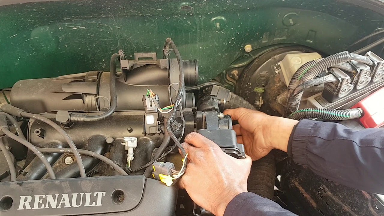 corp papillon d'admission - تنظيف فراشة الهواء