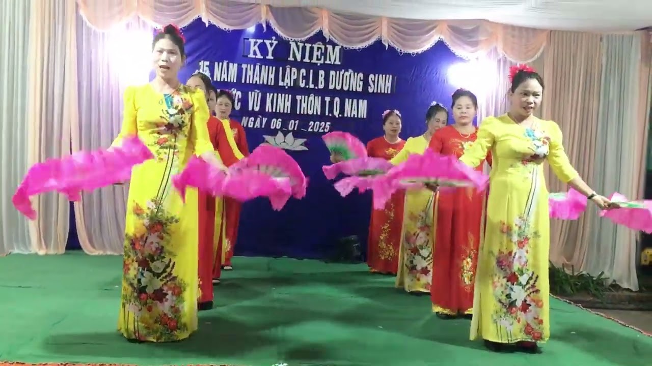 MÚA ĐẸP CHẤT LƯỢNG CAO - ĐẬM ĐÀ TÌNH NGHĨA ANH EM CHỊ EM THÔN PHÚ NINH #MUADAMDATINHNGHIAANHEM