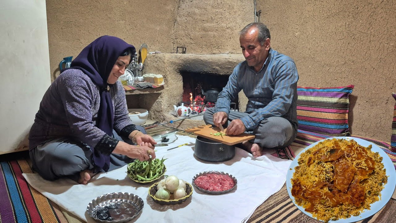 Peaceful Rainy Day Cooking in Village | Traditional Estamboli Polo
