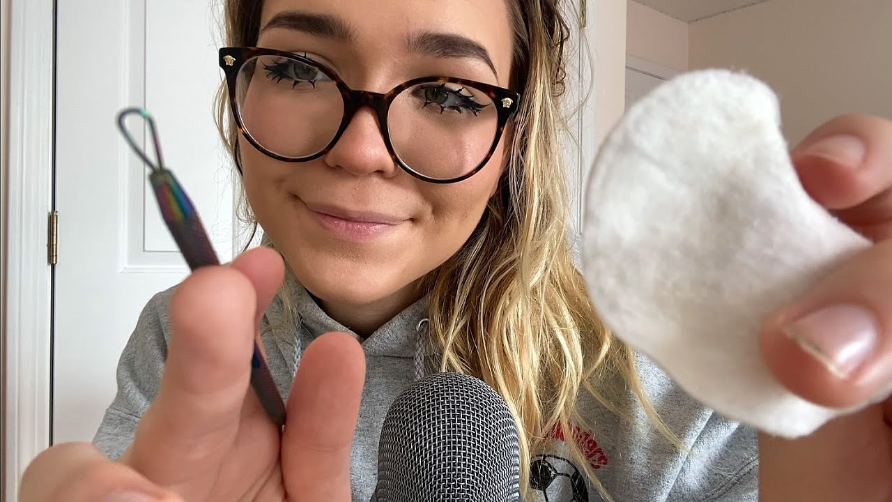 ASMR in Polish/Po Polsku: Oczyszczam Twoją Twarz 🌤💧