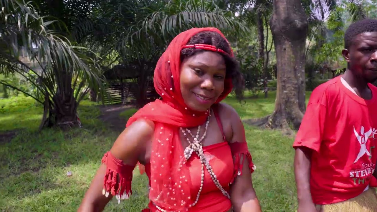 Moyene Aile Kin Leader Oshona – Hommage à Roi Bébé 💫