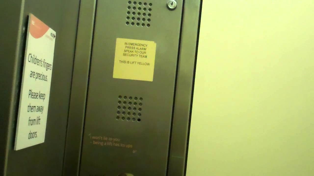 Express Yellow Lift @ Intu Victoria Shopping Mall in Nottingham