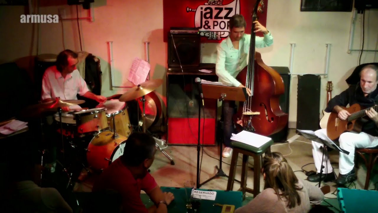 Serie Jazz & Pop. Roberto Rutigliano-Quique Sinesi-Guillermo Delgado, con Lina Avellaneda.  01-04-12