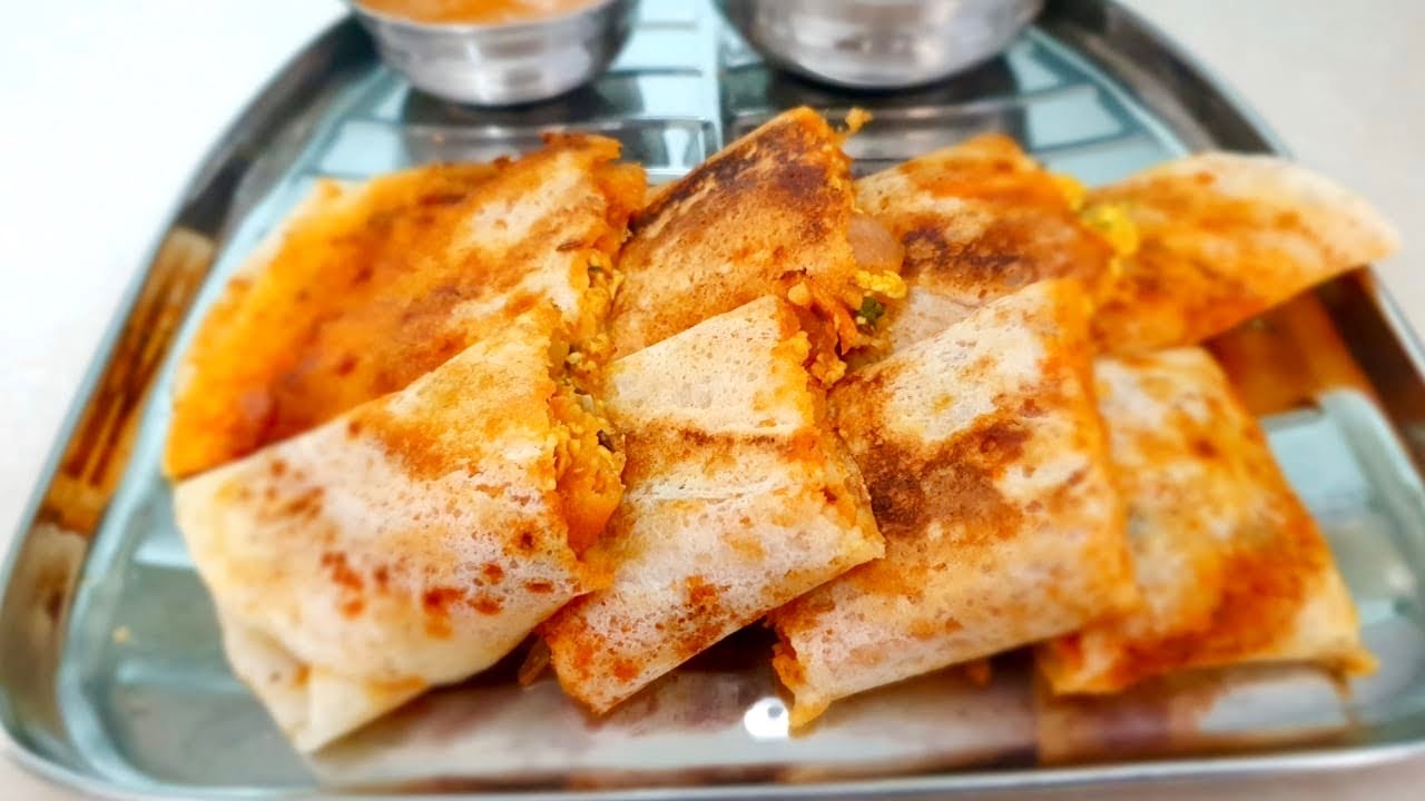 Schezwan Dosa Recipe | How To Make Schezwan Masala Dosa | Street Foods | Bhukkad Joint