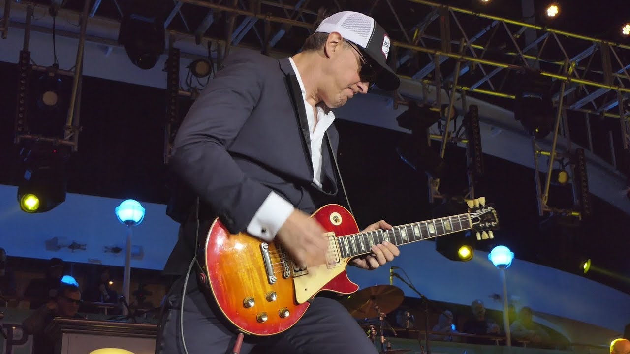Joe Bonamassa - Last Kiss - Pool Deck Show 1 - KTBA Cruise 2019