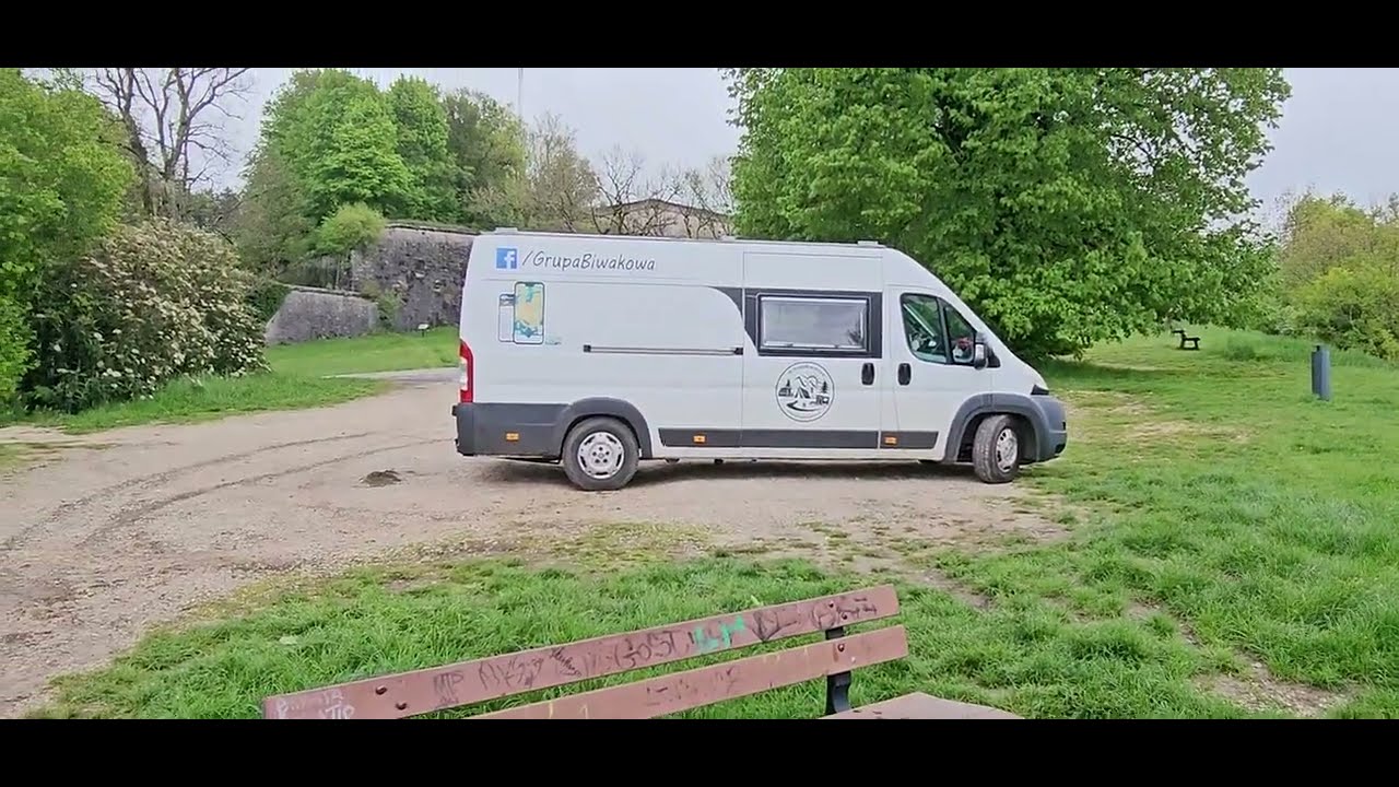 Miejscówka na punkcie widokowym Vue de Bregille