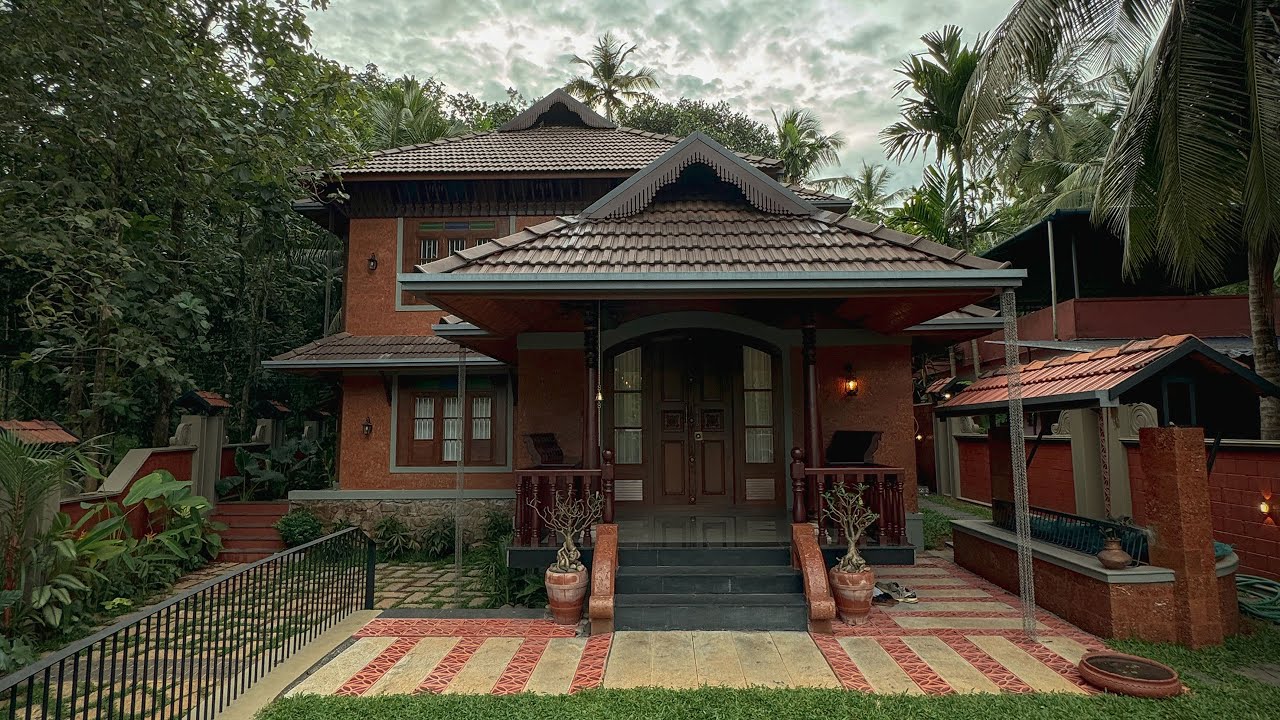 പാർവണം| Fusion of Heritage & Modernity | Inside a 2400 sqft Architectural Gem in Malappuram