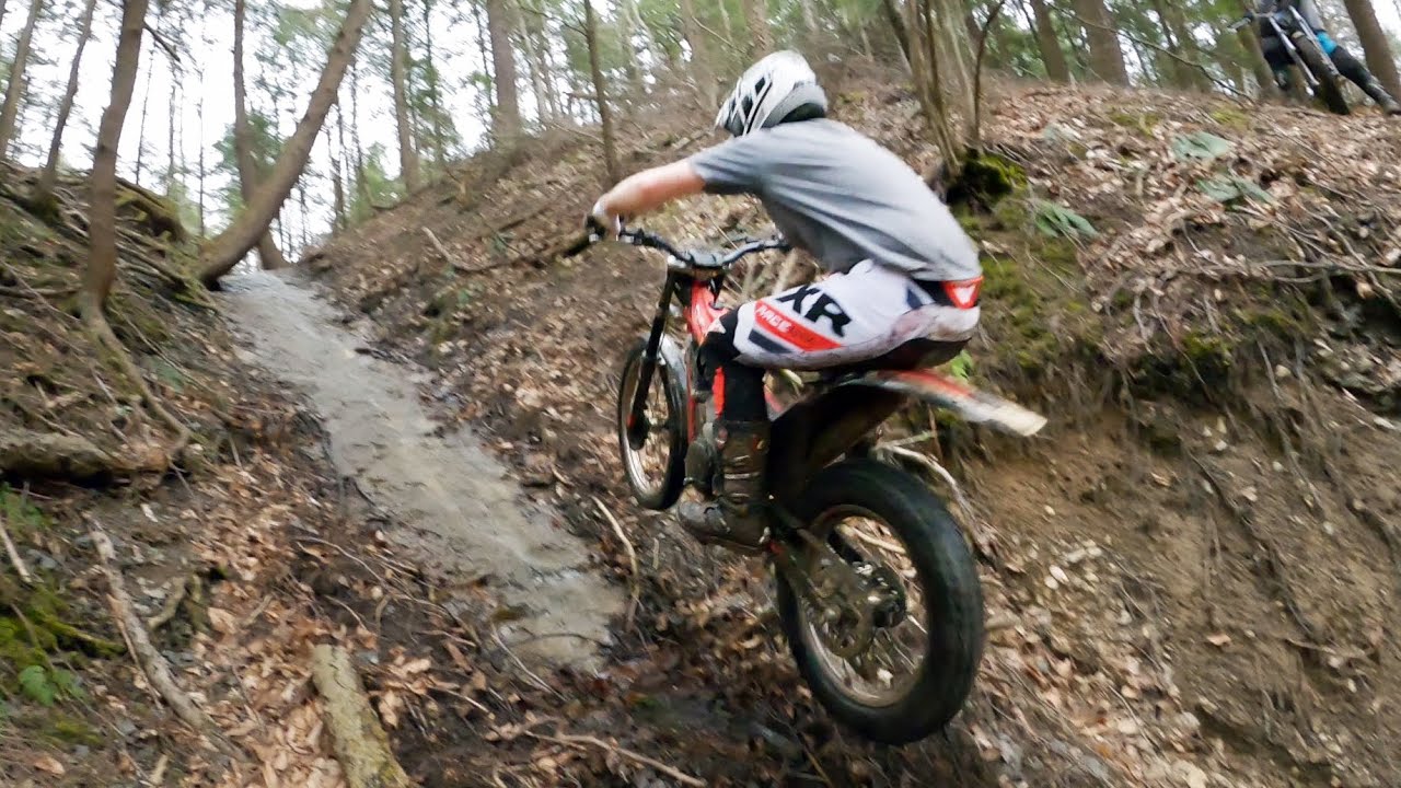 Too Sendy on the Trials Bike (LOSING A FINGERNAIL)