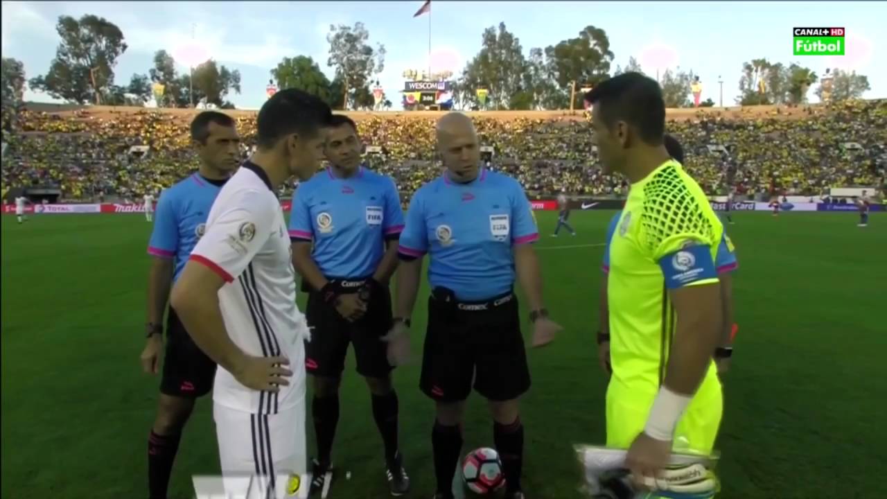 Colombia vs Paraguay | funny moment | 07.06.17 | HD