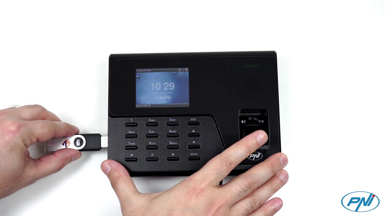 Syst&egrave;me biom&eacute;trique de pointage et contr&ocirc;le d&rsquo;acc&egrave;s PNI Finger 700 avec lecteur d'empreintes