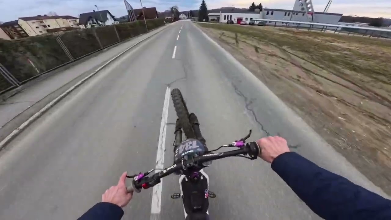 Surron street send 🚴‍♂️