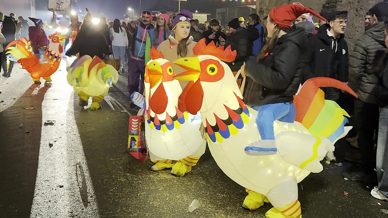 Nachtumzug in Retterath - mit Wagen, Kamelle und Feuerwerk 28.02.2025