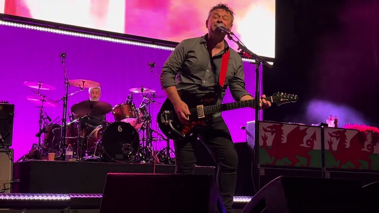 Dear Stephen - Manic Street Preachers - Swansea - Saturday 10th May 2025
