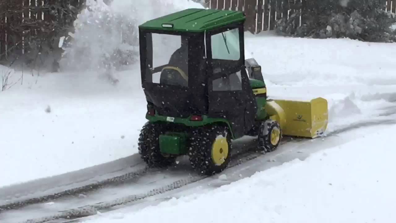 John Deere X540 with Snowblower