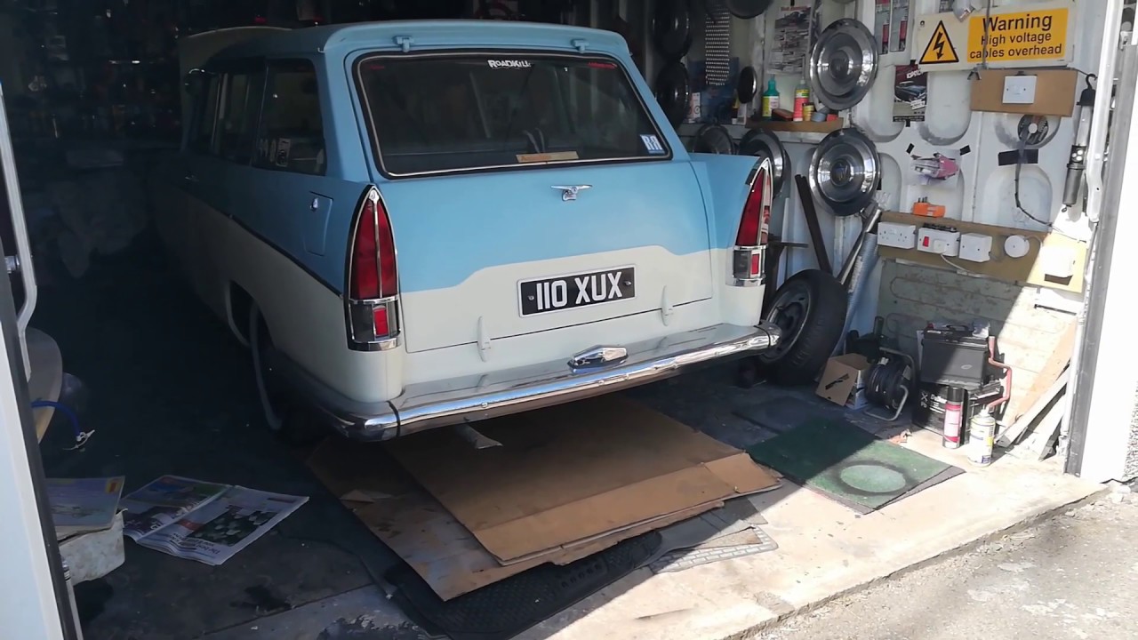 Morris Oxford Traveller Start up