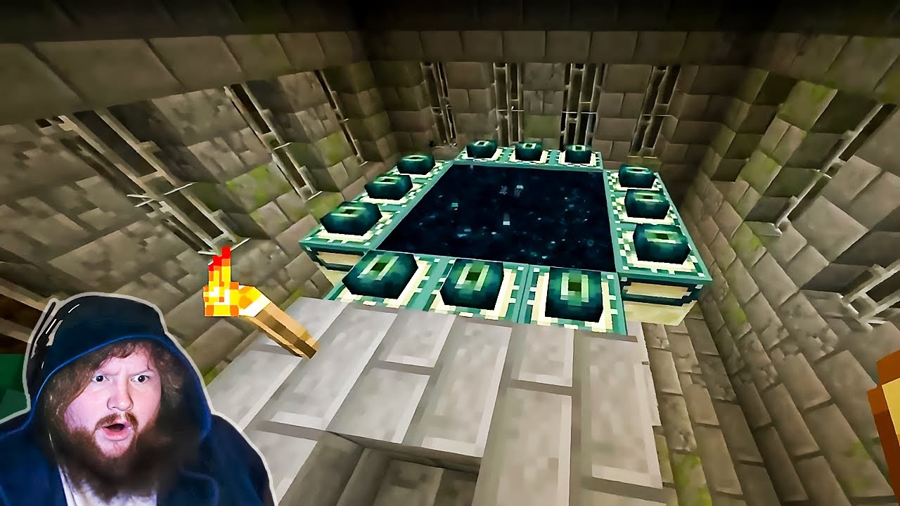 Finding The End Portal (Minecraft Hardcore Challenge)